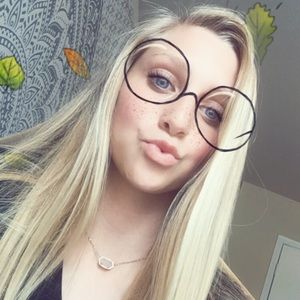 Meet your Posher, Britney